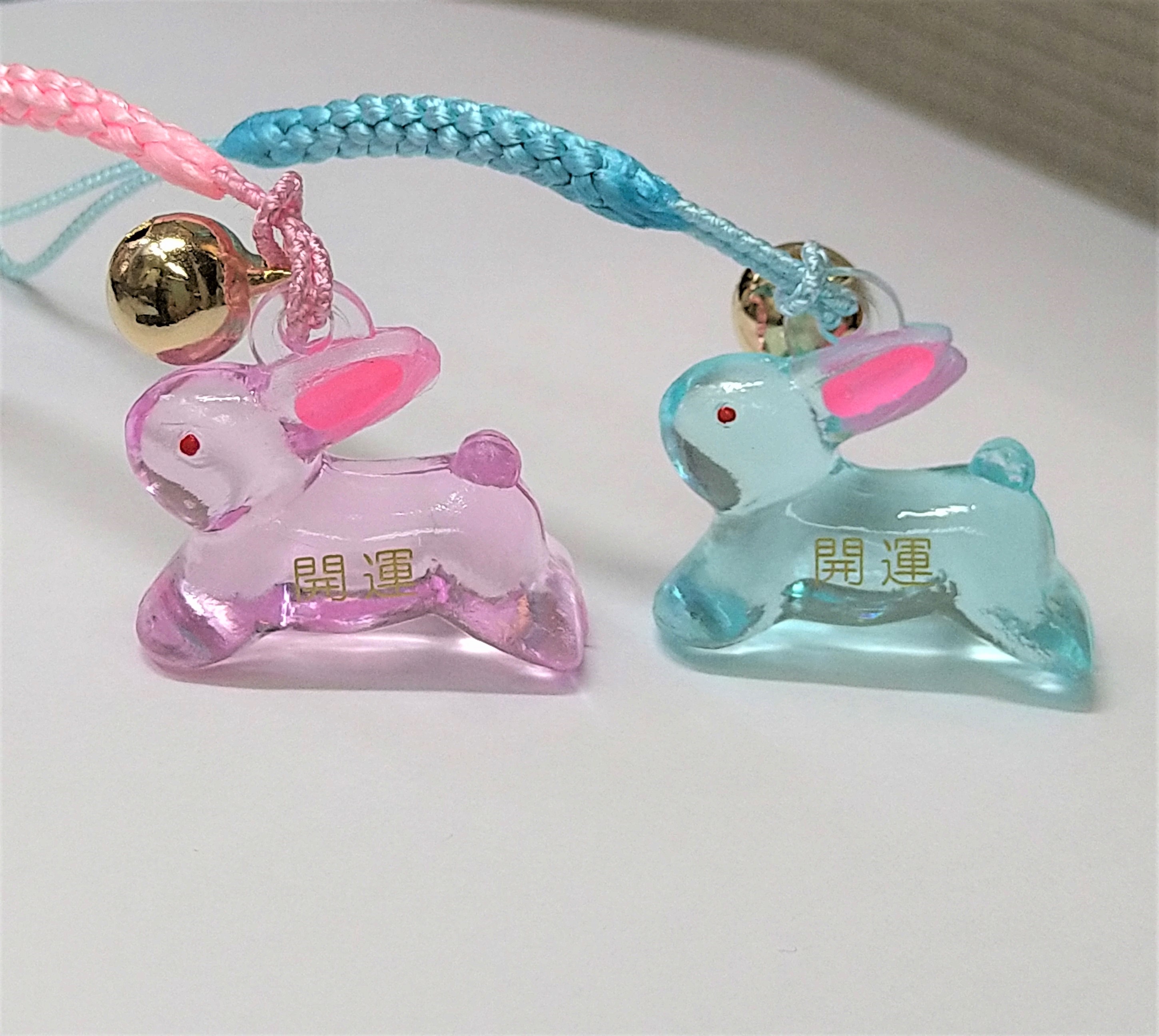 干支鈴 卯 クリスタル 根付 ストラップ 厄除け | 鈴のミナミ